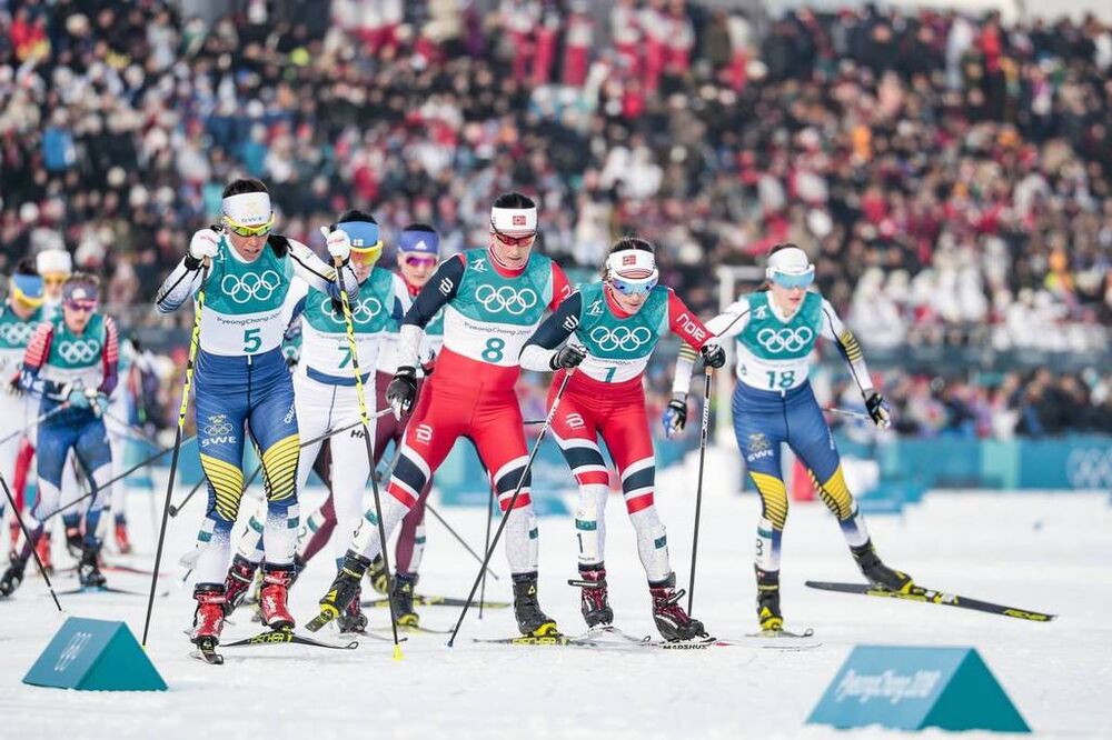 10.02.2018, Pyeongchang, Korea (KOR):Charlotte Kalla (SWE), Krista Parmakoski (FIN), Marit Bjoergen (NOR), Heidi Weng (NOR), Ebba Andersson (SWE), (l-r)  - XXIII. Olympic Winter Games Pyeongchang 2018, cross-country, skiathlon women, Pyeongchang (KOR). w