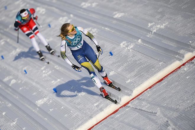 STINA NILSSON spurtar in till vad hon tror är en 4:e plats - men som är ett OS-brons på tremilen! Foto: NORDIC FOCUS