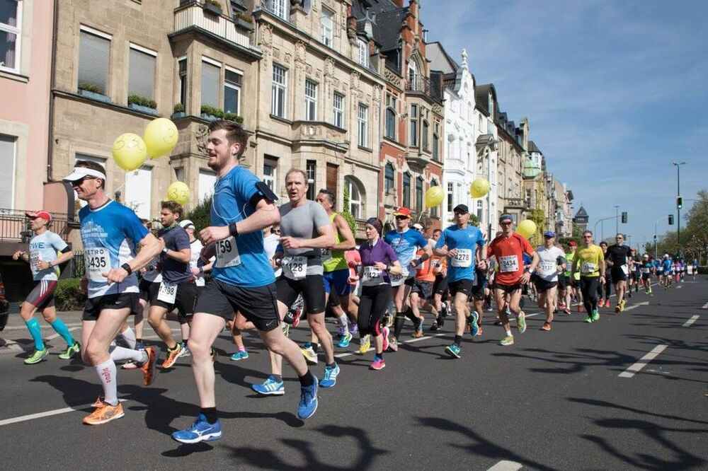 DUSSELDORF MARATHON