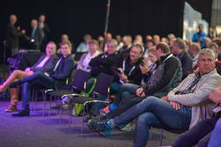 Seminardeltakere under messen i 2016 Seminardeltakere under messen i 2016
