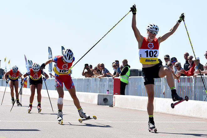 DA CAPO för Linn Sömskar på rullskids-SM i Helsingborg. Här vinner hon 15 km masstart på samma vis som hon vann fredagens sprint. Foto: ROLF ZETTERBERG