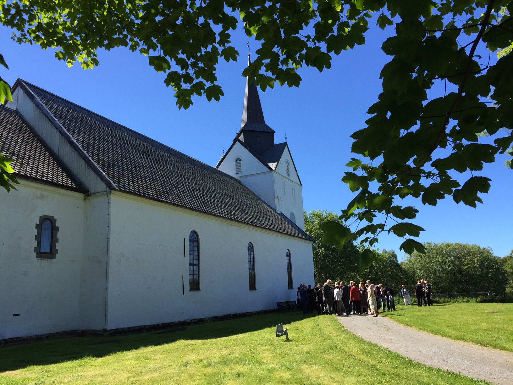 Herøy kirke[1]