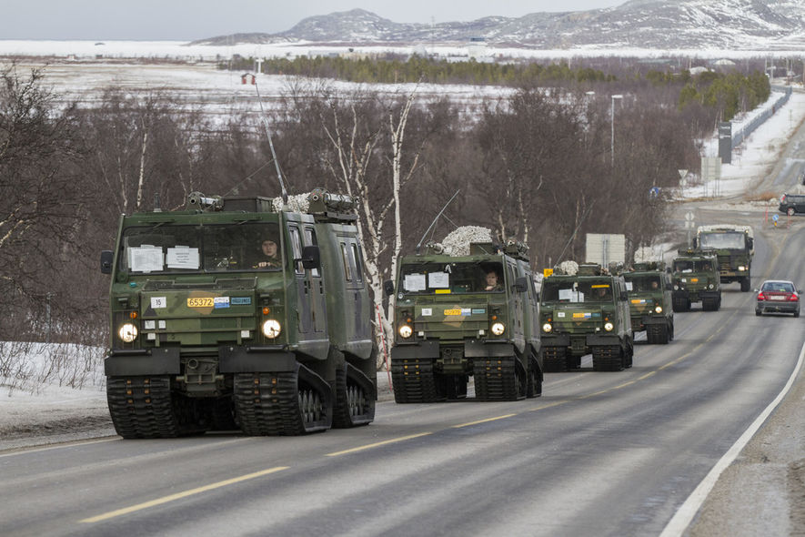 Mats Grimsæth/Forsvaret Militærkolonne foto, Forsvarets mediesenter (FMS)