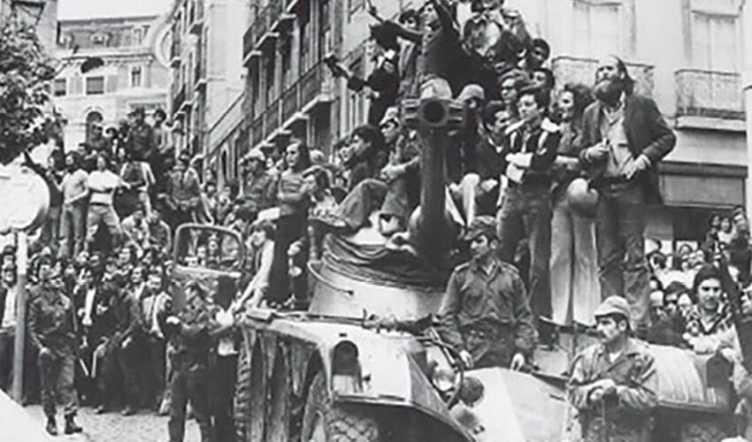 Bildet: Styrkene vendte hjem fra koloniene, og den såkalte nellikrevolusjonen oppsto i 1974