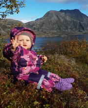 Othelia Isaksen 1 år