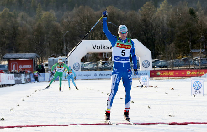 TEODOR PETERSON var starkast i avslutningen och vann herrfinalen i sprinten i Bruksvallarna. Foto/rights: KJELL-ERIK KRISTIANSEN/KEK-stock