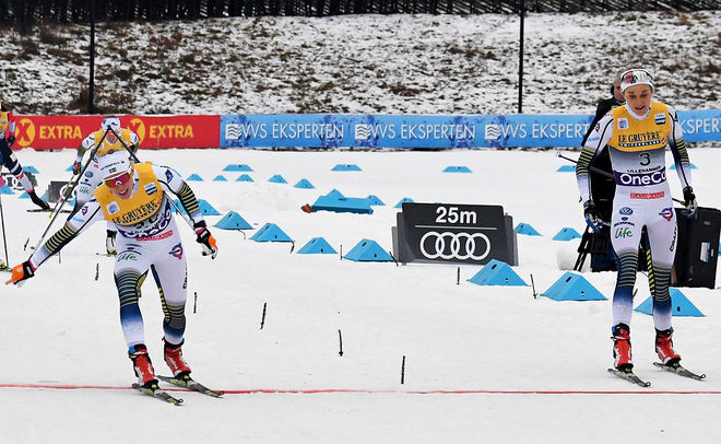 JONNA SUNDLING (tv) kämpar ner Stina Nilsson på upploppet och vinner sensationellt sprinten i Lillehammer. Foto/rights: ROLF ZETTERBERG/KEK-stock