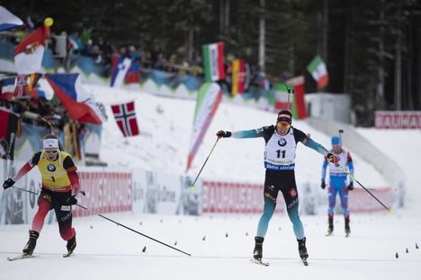 NordicFocus 09.12.2018, Pokljuka, Slovenia (SLO):Johannes Thingnes Boe (NOR), Quentin Fillon Maillet (FRA), (l-r) - IBU world cup biathlon, pursuit men, Pokljuka (SLO). www.nordicfocus.com. © Manzoni/NordicFocus. Every downloaded picture is fee-liable.