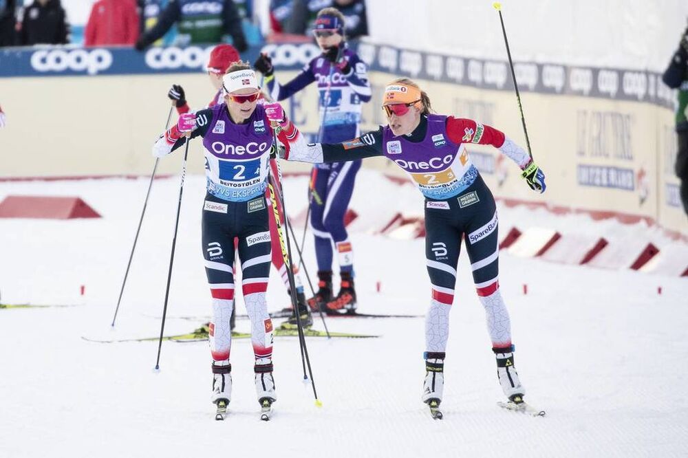 09.12.2018, Beitostolen, Norway (NOR):Ingvild Flugstad Oestberg (NOR), Ragnhild Haga (NOR), (l-r)  - FIS world cup cross-country, 4x5km women, Beitostolen (NOR). www.nordicfocus.com. © Modica/NordicFocus. Every downloaded picture is fee-liable.