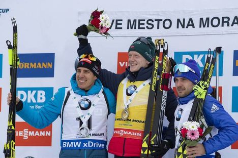 NordicFocus 23.12.2018, Nove Mesto, Czech Republic (CZE):Quentin Fillon Maillet (FRA), Johannes Thingnes Boe (NOR), Evgeniy Garanichev (RUS), (l-r) - IBU world cup biathlon, mass men, Nove Mesto (CZE). www.nordicfocus.com. © Manzoni/NordicFocus. Every downloaded pi