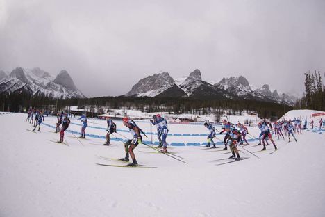NordicFocus 06.02.2016, Canmore, Canada (CAN):Event Feature: Start of the mass start race - IBU world cup biathlon, mass men, Canmore (CAN). www.nordicfocus.com. © Manzoni/NordicFocus. Every downloaded picture is fee-liable.