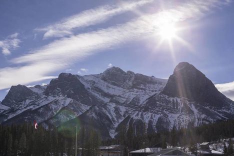 NordicFocus 07.02.2016, Canmore, Canada (CAN):Event Feature: Nice backdrop with sunshine - IBU world cup biathlon, relay mixed, Canmore (CAN). www.nordicfocus.com. © Manzoni/NordicFocus. Every downloaded picture is fee-liable.