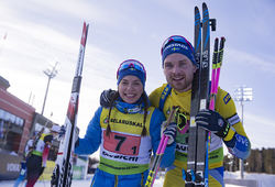 SVERIGE tvåa i single mixed-stafetten genom Anna Magnusson och Jesper Nelin. Foto/rights: NORDIC FOCUS