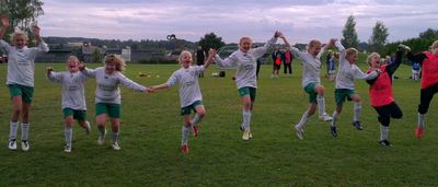 Jentefotball