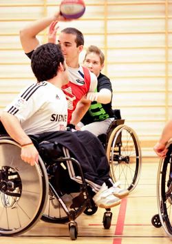 Aktiviteter for alle - bli med ! Basketball for alle!