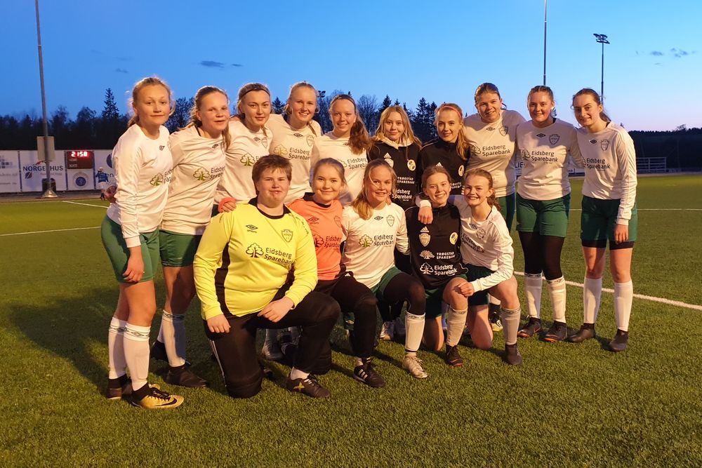 MysenTrøBåJenter17