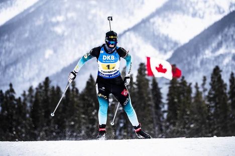 NordicFocus 08.02.2019, Canmore, Canada (CAN):Anais Bescond (FRA) - IBU world cup biathlon, relay women, Canmore (CAN). www.nordicfocus.com. © Manzoni/NordicFocus. Every downloaded picture is fee-liable.