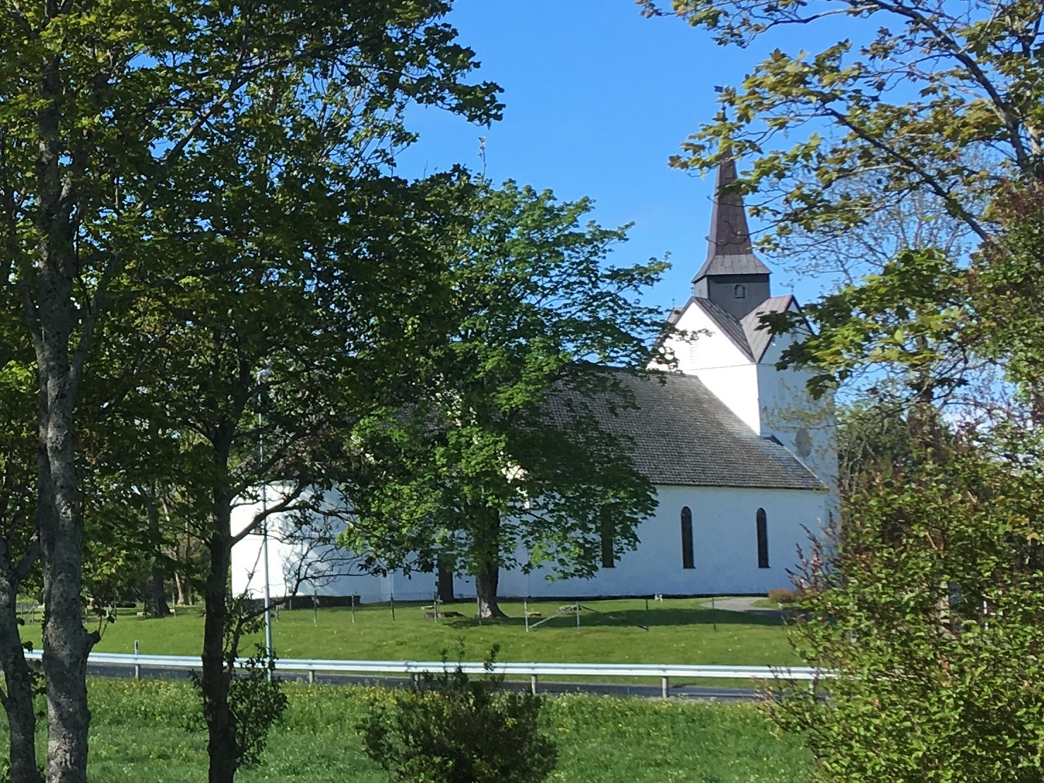 Herøy kirke juni 2019