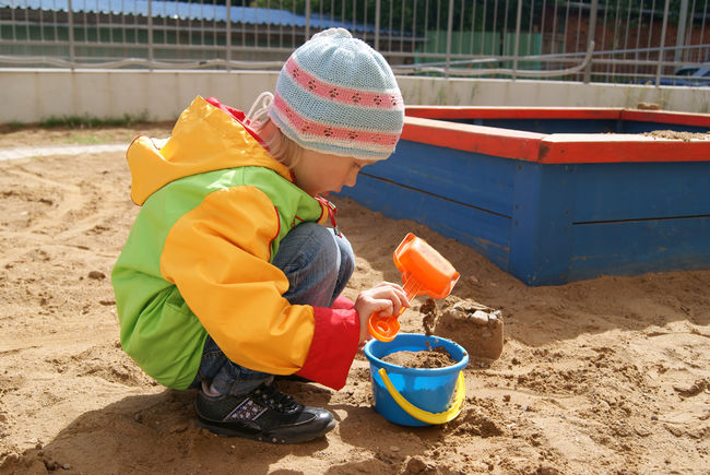Illustrasjonsfoto: Colourbox barn i sandkasse