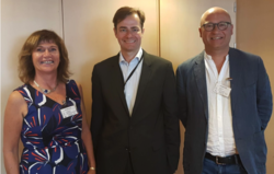 Ståle Undheim (NKF plan og miljø) t.h. Her sammen med Lars Jacob Hiim (KMD) og Elisabeth Kynbråten (NKF byggesak).