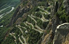 Lacets de Montvernier