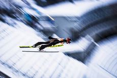 NordicFocus 08.12.2019, Lillehammer, Norway (NOR):Maren Lundby (NOR) - FIS world cup ski jumping ladies, individual HS140, Lillehammer (NOR). www.nordicfocus.com. © Modica/NordicFocus. Every downloaded picture is fee-liable.