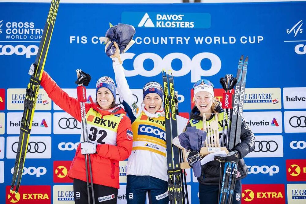 15.12.2019, Davos, Switzerland (SUI):Heidi Weng (NOR), Therese Johaug (NOR), Jessica Diggins (USA), (l-r)  - FIS world cup cross-country, 10km women, Davos (SUI). www.nordicfocus.com. © Modica/NordicFocus. Every downloaded picture is fee-liable.