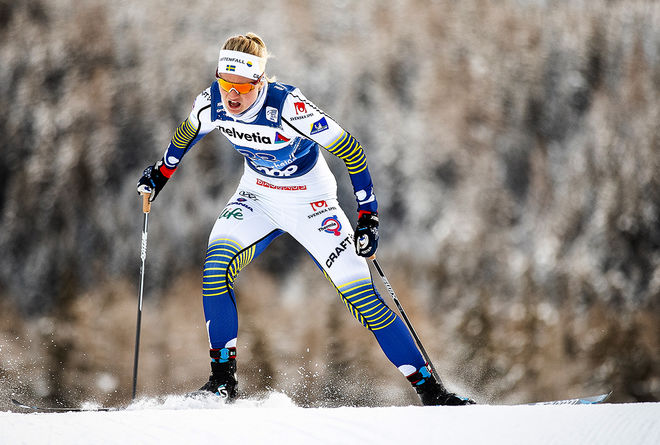 MAJA DAHLQVIST ramlade för andra dagen i följd i Tour de Ski och allt som gick stolpe-inn förra säsongen verkar nu gå stolpe-ut för dalaåkaren. Foto: NORDIC FOCUS