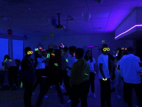 Neon Party på ungdomsklubben 3