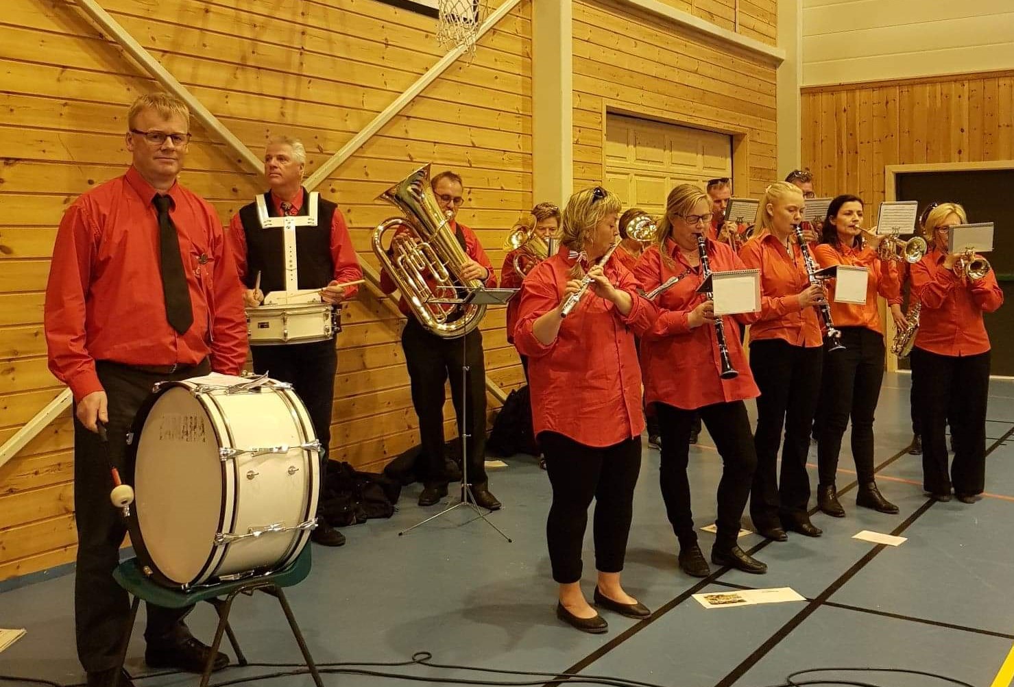 Korpset i hallen 17