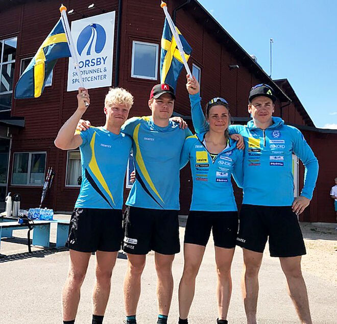 SK BORE-ÅKARE med nya rekord i skidtunneln, fr v: Filip Danielsson, Gabriel Thorn, Lovisa Modig och Anton Persson. Foto: SK BORE