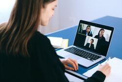 Skypemøte stock