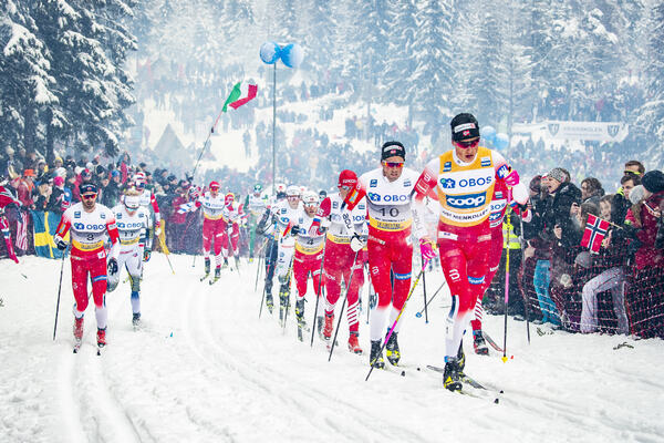 09.03.2019, Oslo, Norway (NOR):Hans Christer Holund (NOR), Jens Burman (SWE), Martin Johnsrud Sundby (NOR), Emil Iversen (NOR), Johannes Hoesflot Klaebo (NOR), Alexander Bolshunov (RUS), (l-r)  - FIS world cup cross-country, mass men, Oslo (NOR). www.nor
