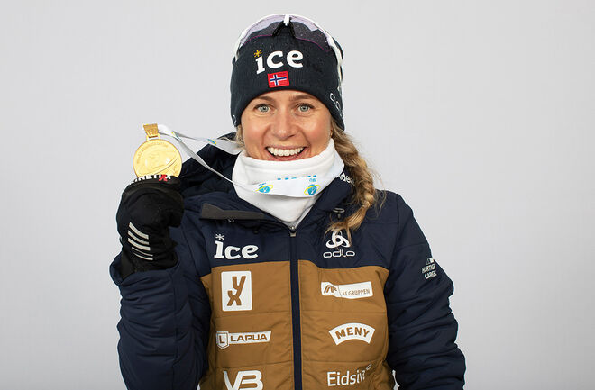 10.02.2021, Pokljuka, Slovenia (SLO):Tiril Eckhoff (NOR) - IBU World Championships Biathlon, medals, Pokljuka (SLO). www.biathlonworld.com © Manzoni/IBU. Handout picture by the International Biathlon Union. For editorial use only. Resale or distribution