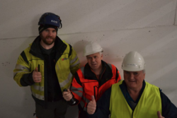 Fra venstre: Lars Andreas Albretsen (anleggsleder), Odd Magne Hommelsgård (driftstekniker) og Tore Smeland (enhetsleder samfunn og infrastruktur). Foto: Kjell M. Jacobsen