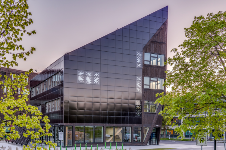 ZEB Flexible Lab er et kontor og undervisningsbygg i Trondheim tegnet av LINK Arkitektur. Byggherre er NTNU og SINTEF: Foto Nicola Lolli