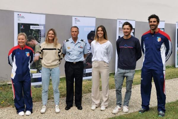 Photo : Armée de Champions
