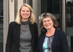 Husbanken og KS tilbyr nå alle kommuner å teste Kobo. (Fra v.) Beate Lofseik og Anne Mette Dørum. Foto: Husbanken