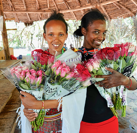 samarbeid-mellom-floriss-masai-kvinnene-og-basecamp-foundation-4.jpg