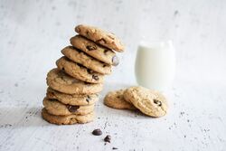 Norske brukeres personvern blir i realiteten avgjort av forhåndsinnstillinger som utformes av utenlandske teknologiselskaper slik som Google eller Apple, skriver Kristian Bygnes i Datatilsynet. Foto: Christina Branco / Unsplash
