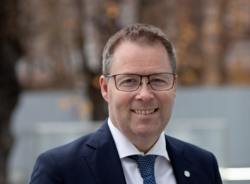 Kommunal- og distriktsminister Bjørn Arild Gram.  Foto: Trond A. Isaksen