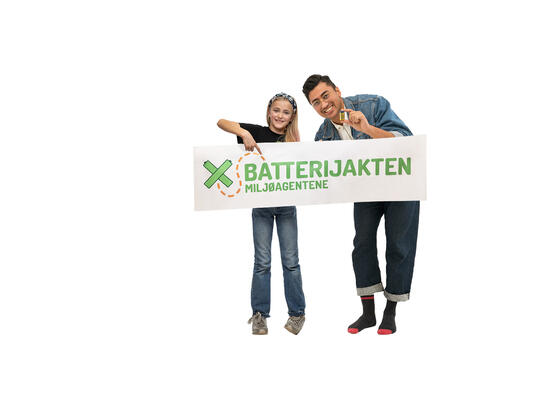 Miljøagenten Iben og Stian Sandø er ambassadører for Batterijakten 2022