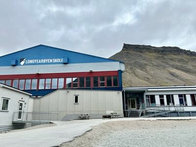 Longyearbyen skole fasade