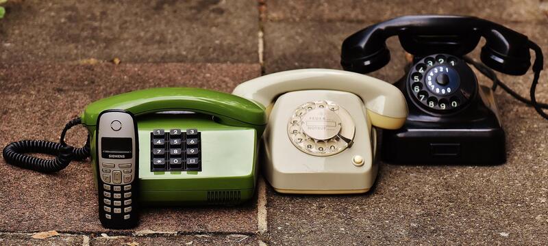 phone-gdf9e42f78_1920