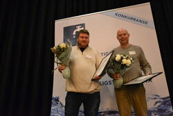 Glade vinnere av Midt-Norges beste drikkevann 2022: F.v.: Christian Toven, Kristiansund vannverk og Tore Samskott, Oppdal sentrum vannverk. Foto: Kjell M. Jacobsen