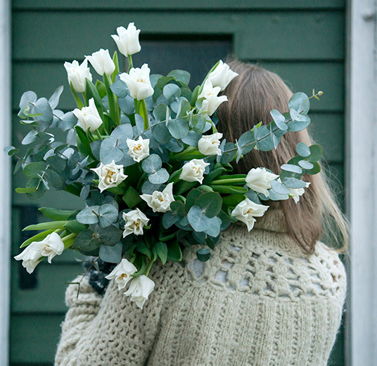 interioer-tulipaner-bukett-hvite-6-floriss.jpg