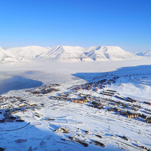  1 longyearbyen