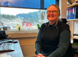 Hilde Moholt er ny i kommunen og klar for Kommunevegdagene. Foto: Iren M. Lundby