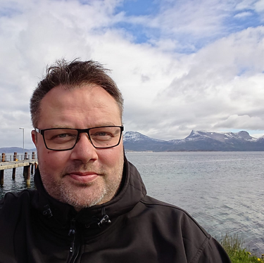 Seksjonsleder for vei i Bodø kommune, Kurt-Arne Johnsen mener at kurs og kompetanse er viktig for å spare penger gjennom vinteren. Foto: Bodø kommune