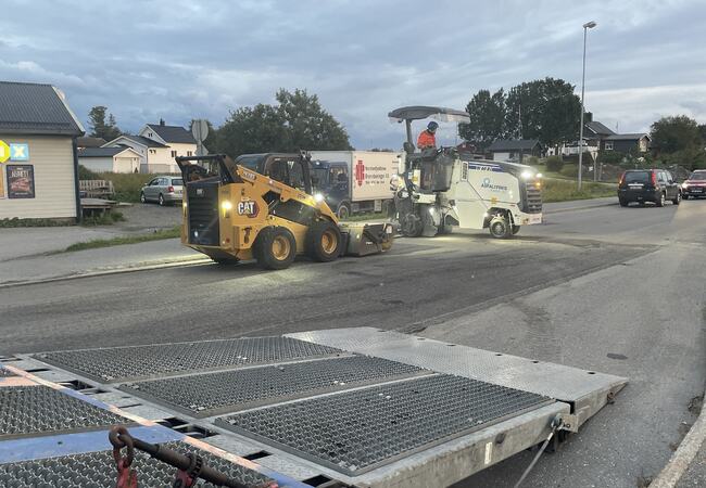 Asfaltering av fylkesveier 2023_fresing av vei